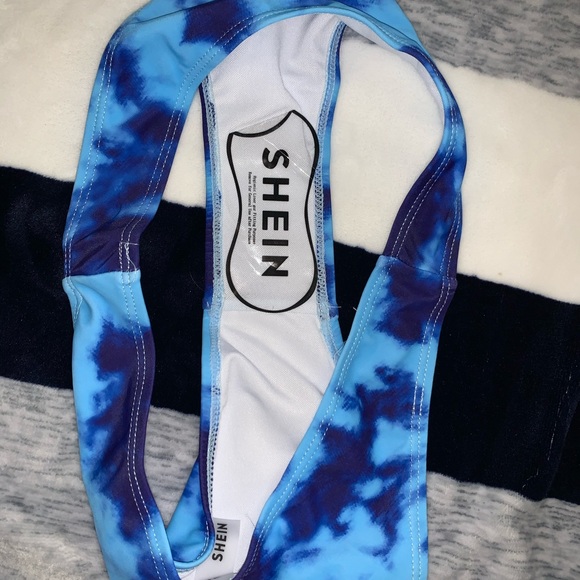 Bikini Bottom - Picture 3 of 3